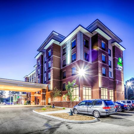 Holiday Inn Express & Suites Cleveland/Westlake By Ihg Dış mekan fotoğraf
