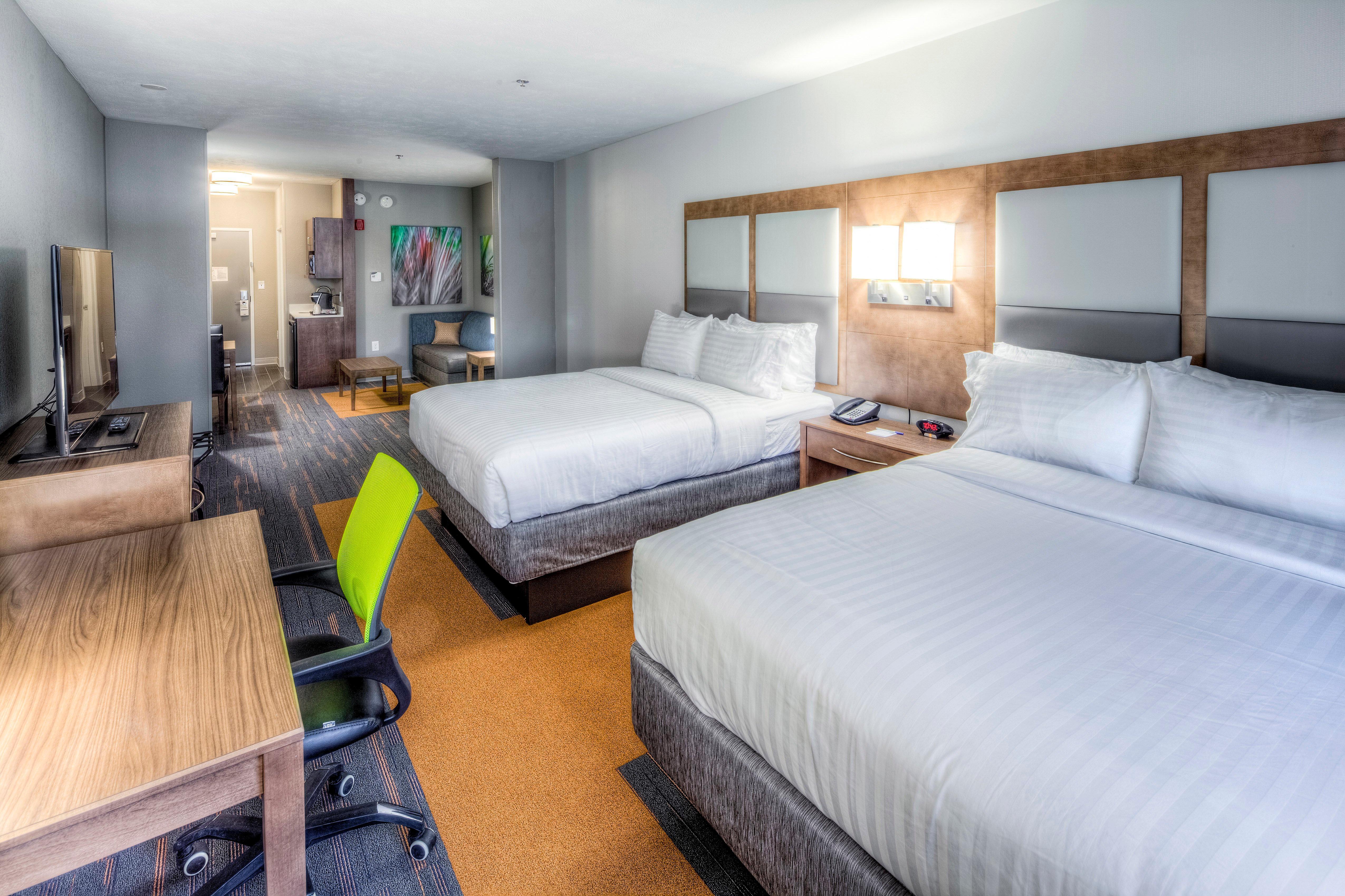 Holiday Inn Express & Suites Cleveland/Westlake By Ihg Dış mekan fotoğraf