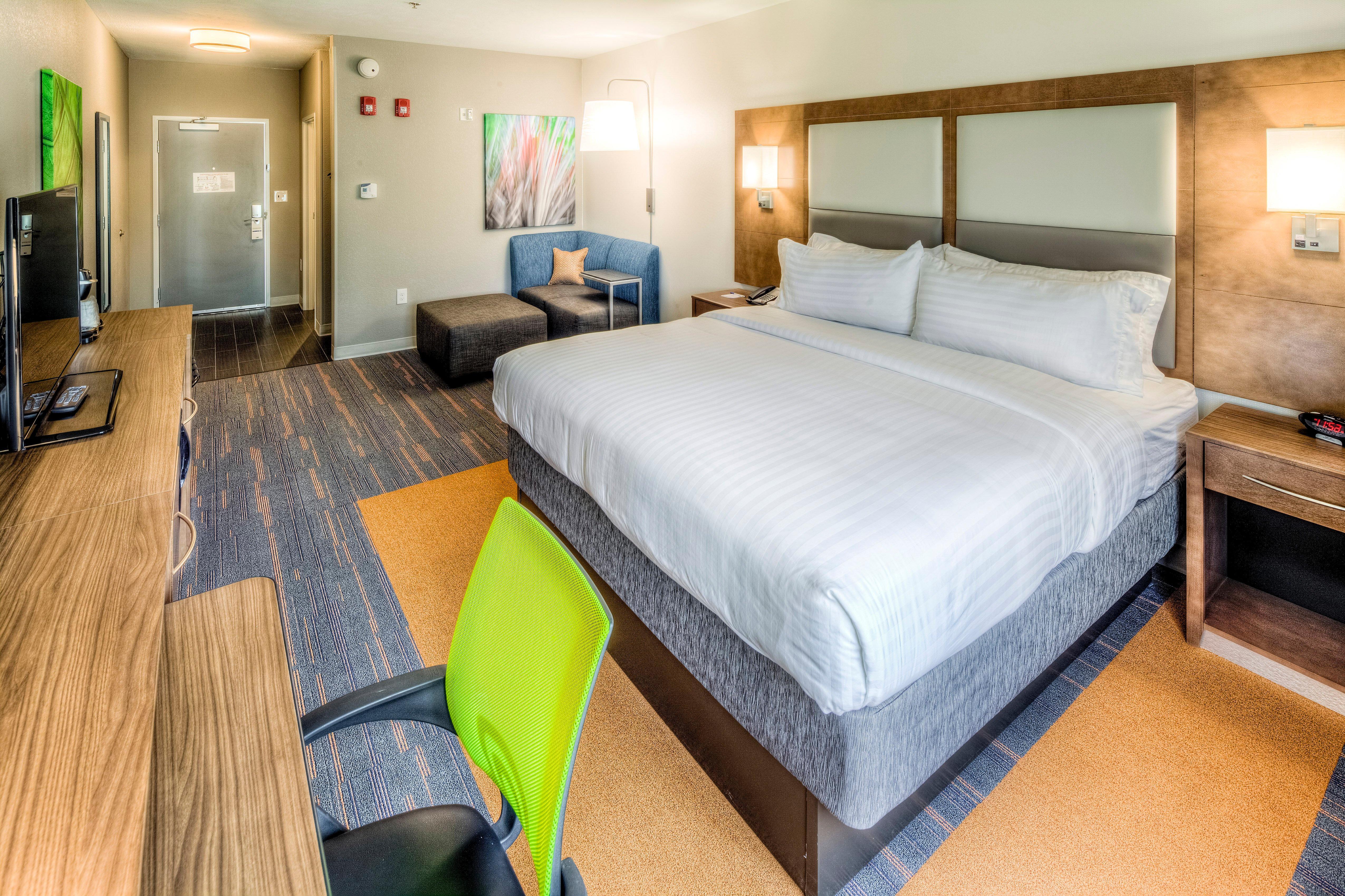 Holiday Inn Express & Suites Cleveland/Westlake By Ihg Dış mekan fotoğraf