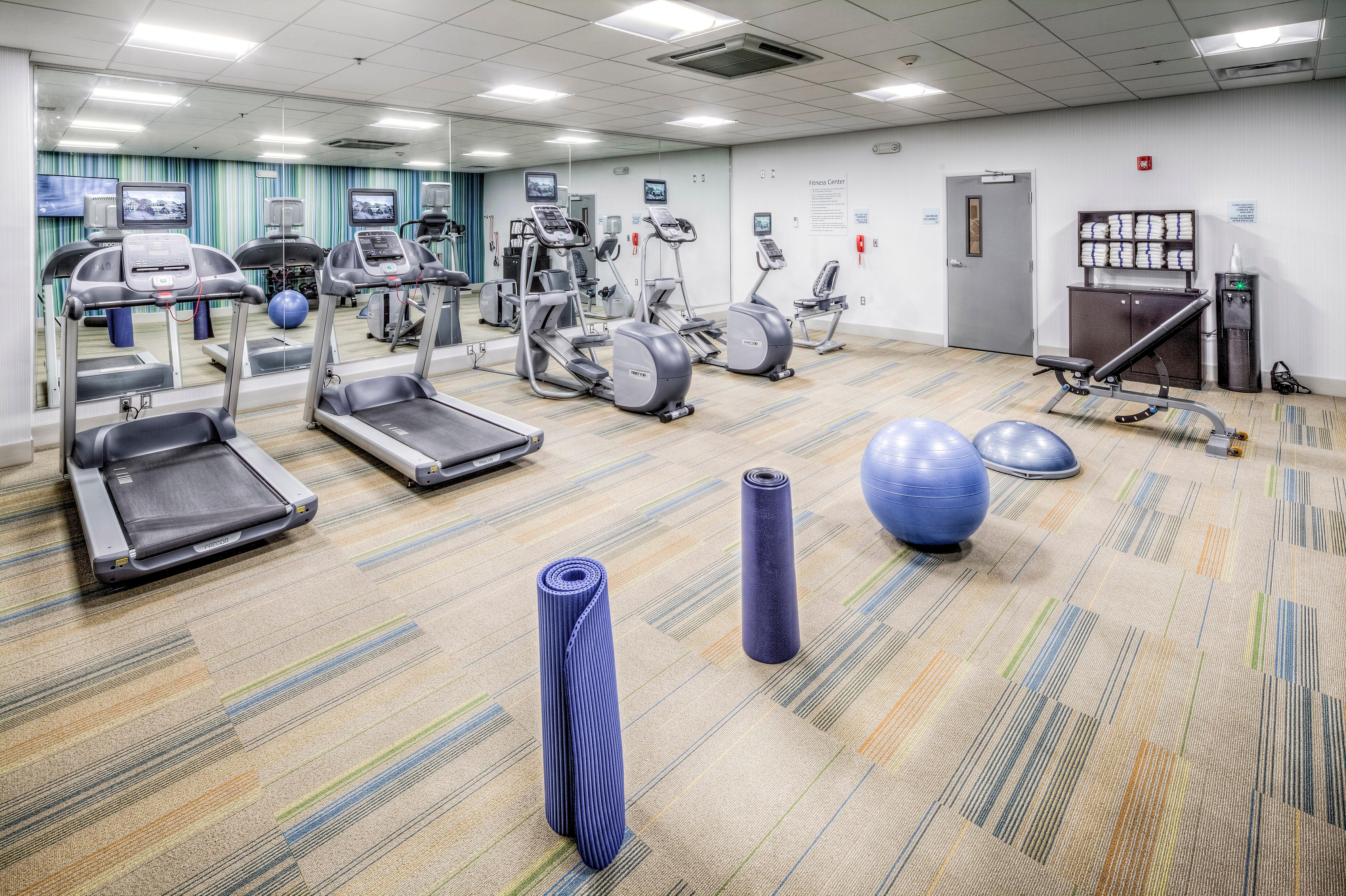 Holiday Inn Express & Suites Cleveland/Westlake By Ihg Dış mekan fotoğraf