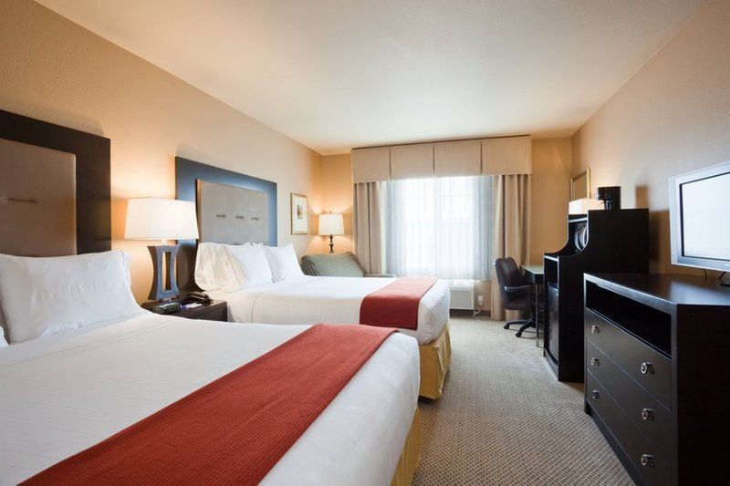 Holiday Inn Express & Suites Cleveland/Westlake By Ihg Dış mekan fotoğraf